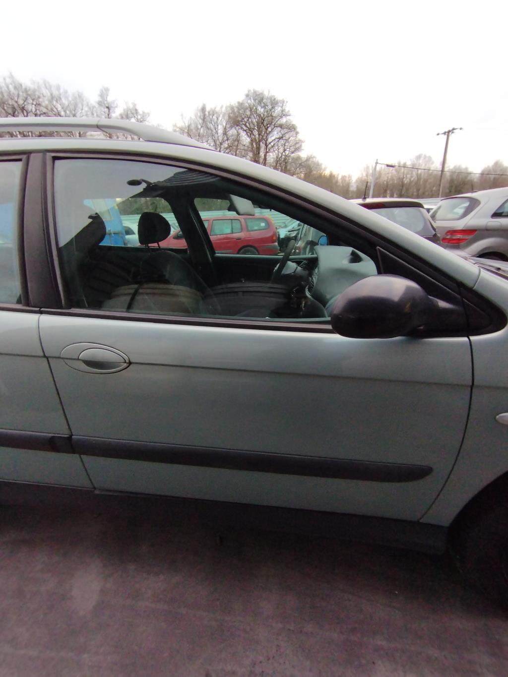 Vetro anteriore destro CITROEN C5 1 PHASE 1 BREAK Diésel - 1