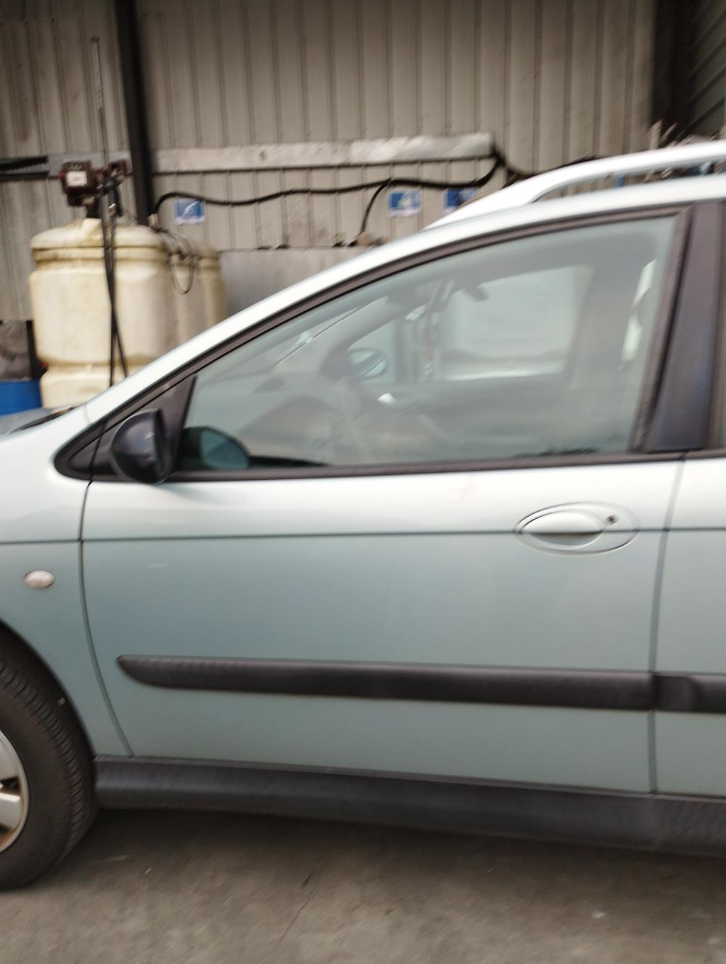 Vitre avant gauche CITROEN C5 1 PHASE 1 BREAK Diesel - 1