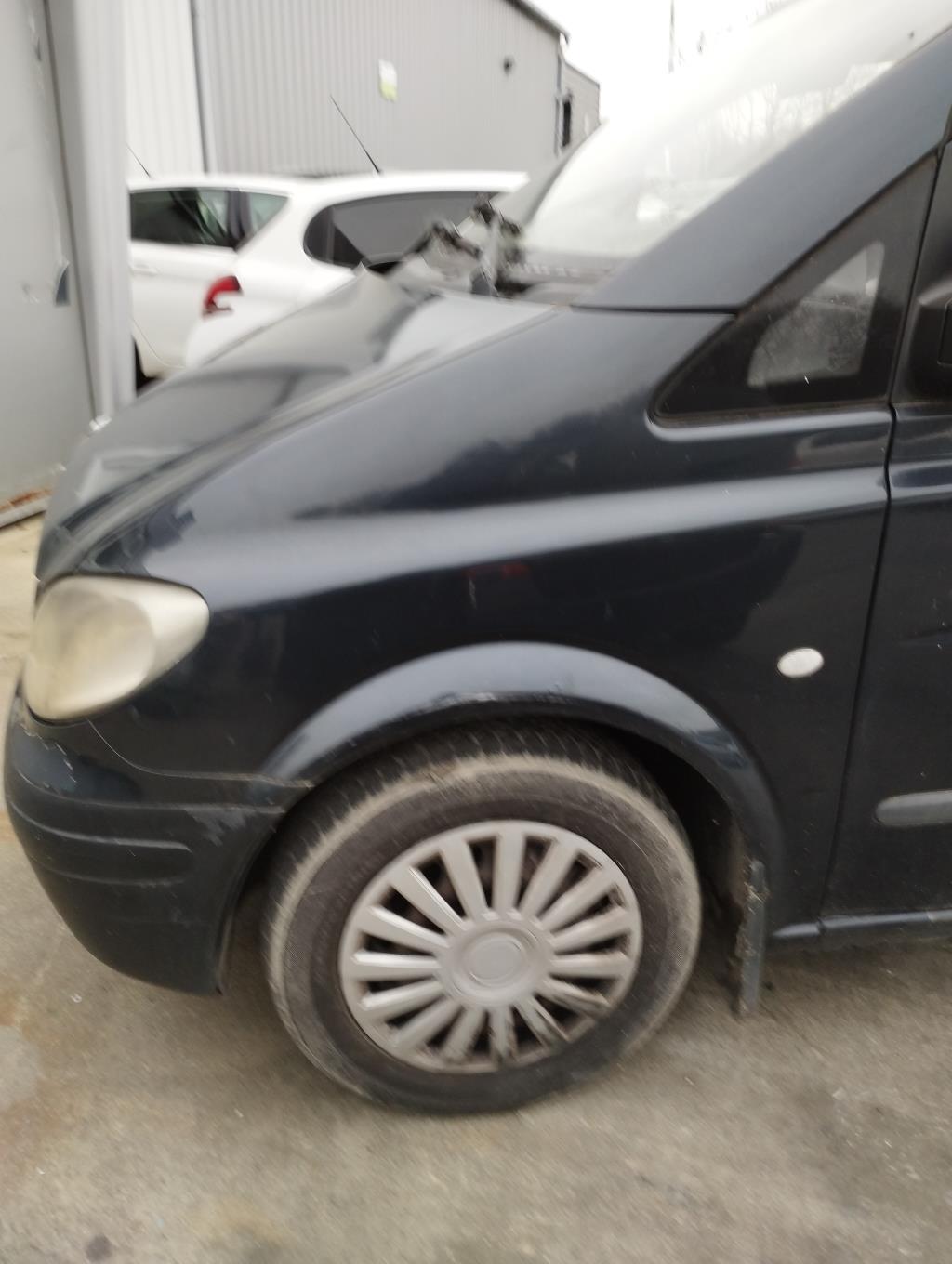 Parafango anteriore sinistro MERCEDES VITO 639  - 1