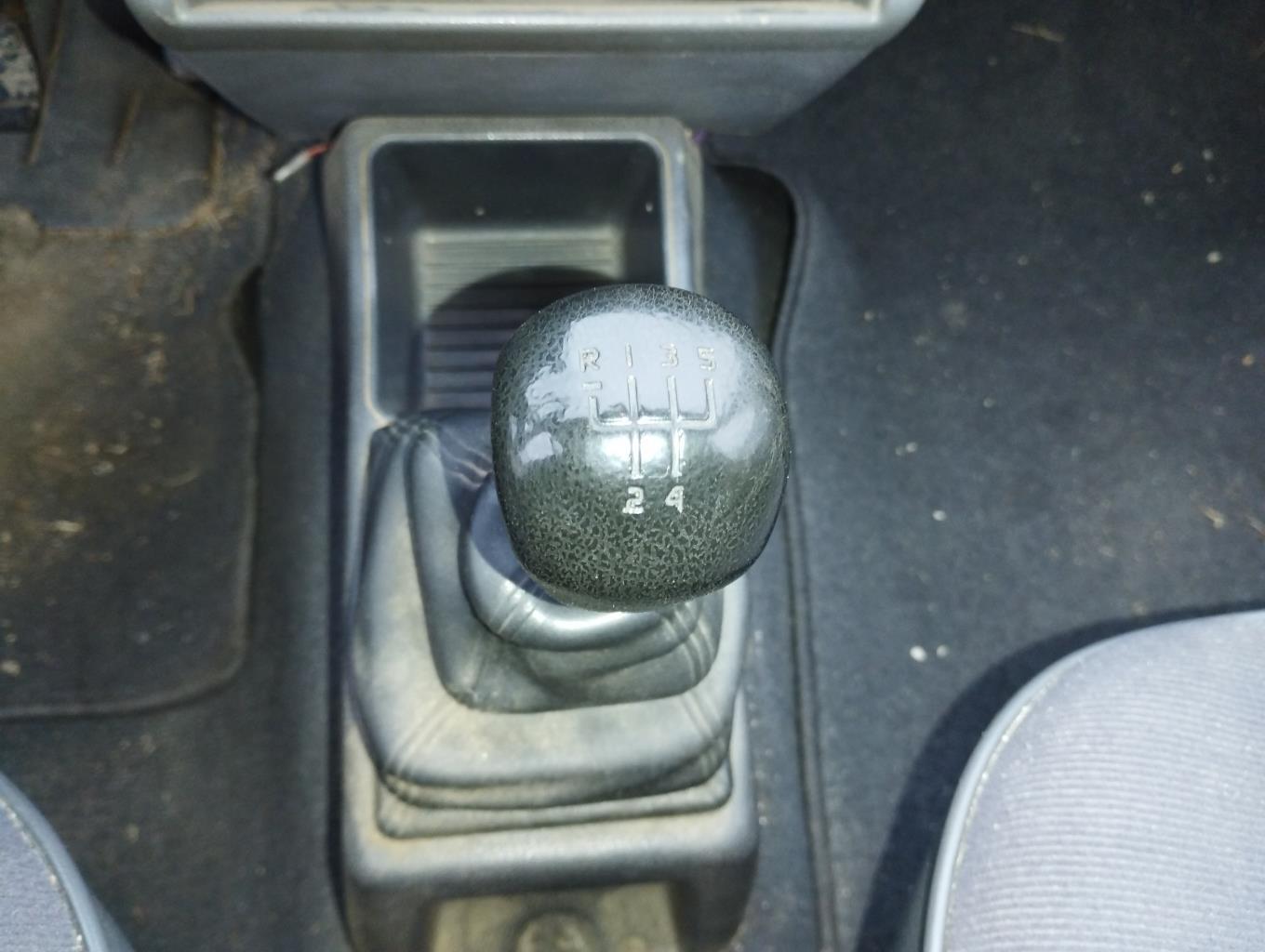 Levier de vitesses RENAULT CLIO 1 PHASE 1 Essence - 1