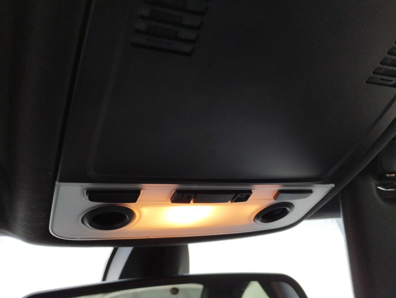 Eclairage de plafonnier BMW SERIE 3 E92 COUPE PHASE 2 Diesel - 1