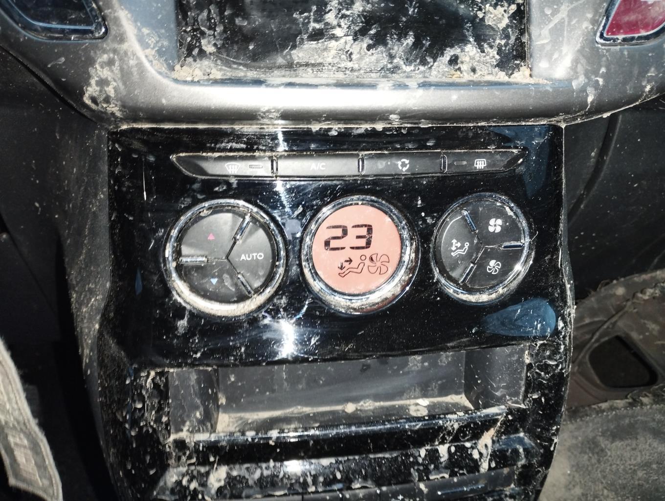 Commande chauffage CITROEN C3 2 PHASE 2 Diesel - 1