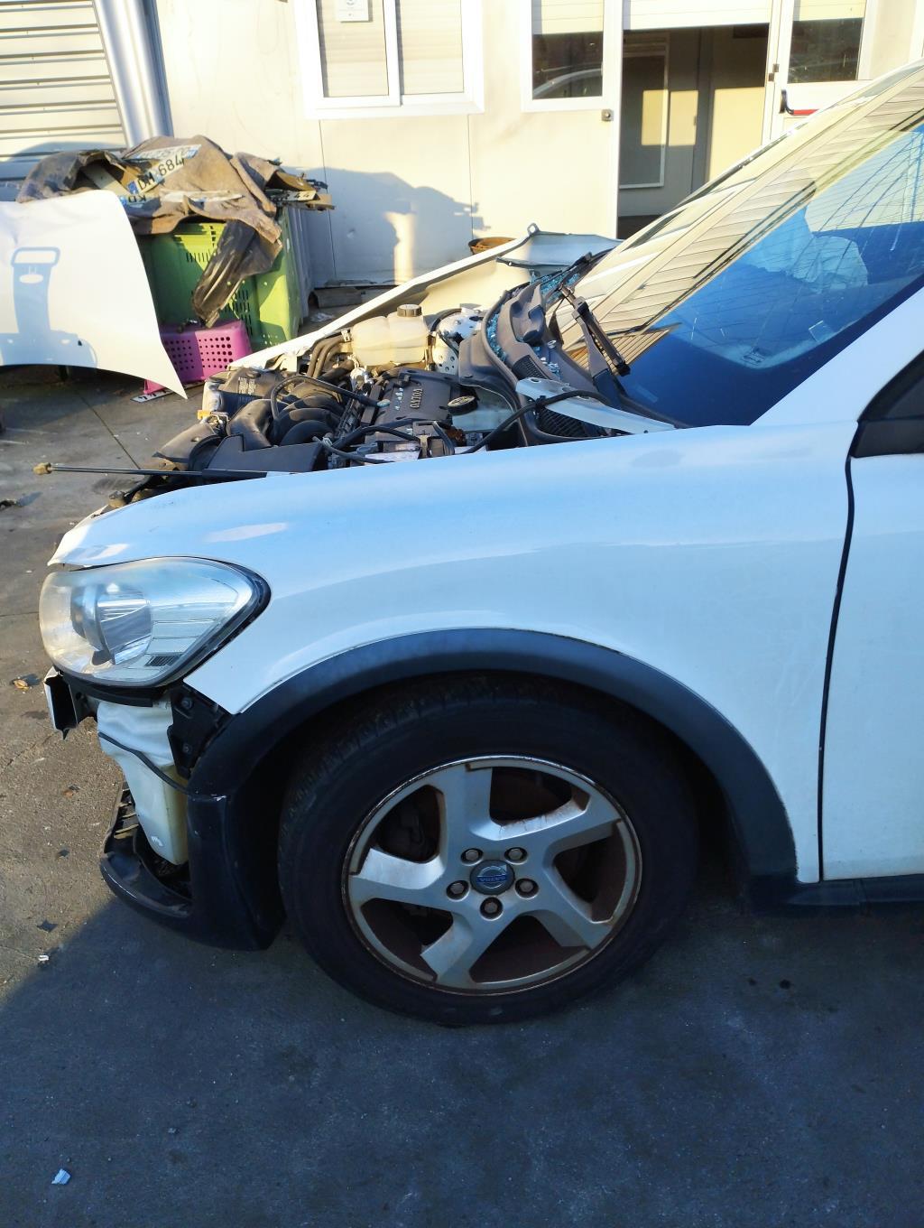 Aile avant gauche VOLVO C 30 PHASE 2 Essence - 1