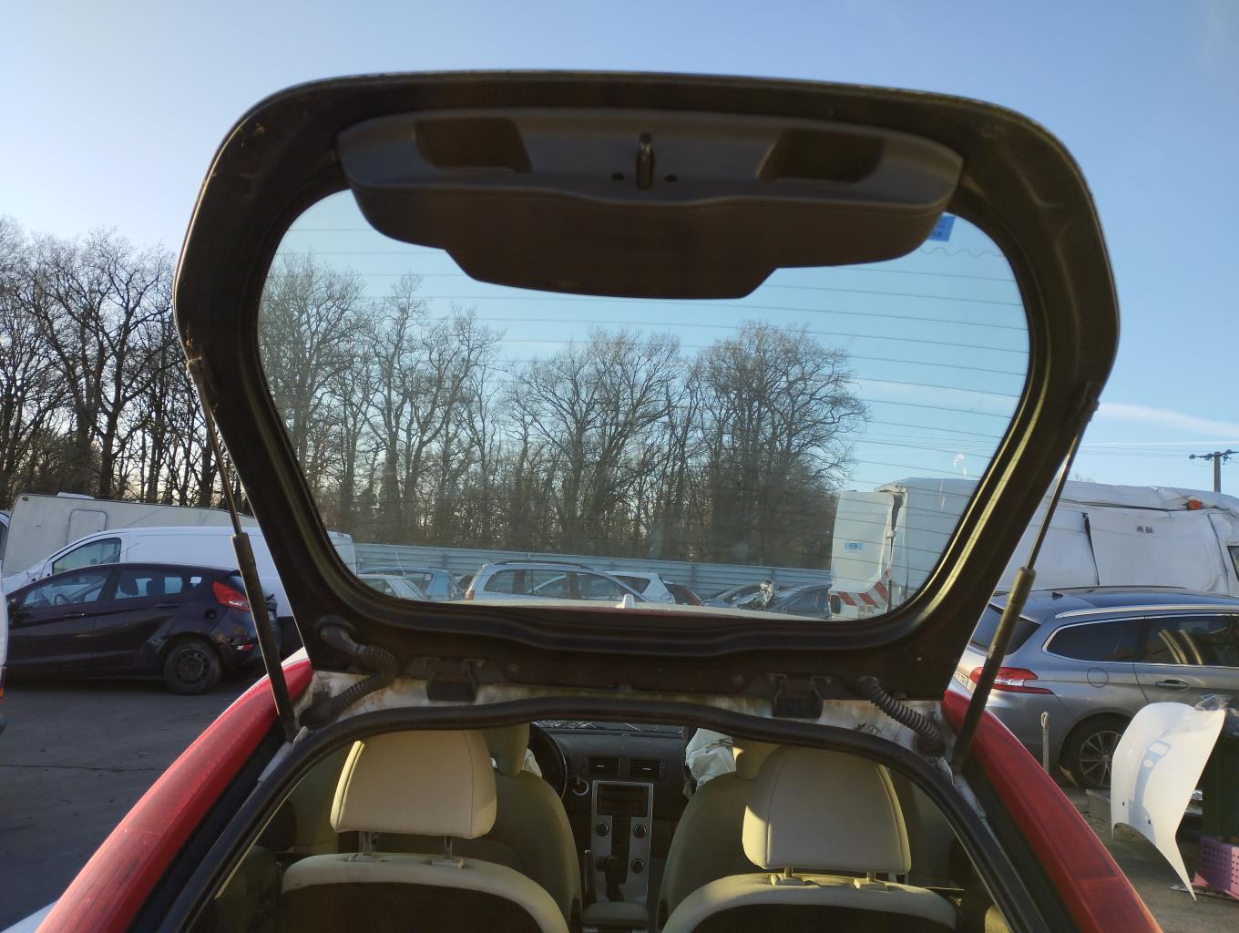 Verin de coffre VOLVO C 30 PHASE 2 Essence - 1