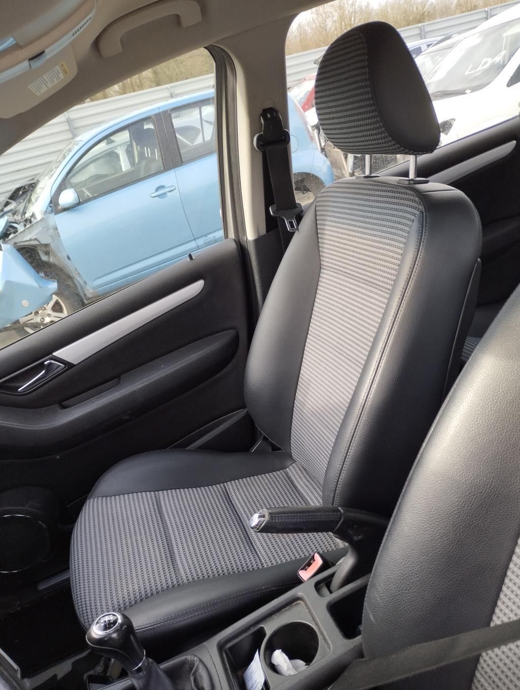 Sedile passeggero MERCEDES CLASSE A 169 PHASE 1 Diésel - 1