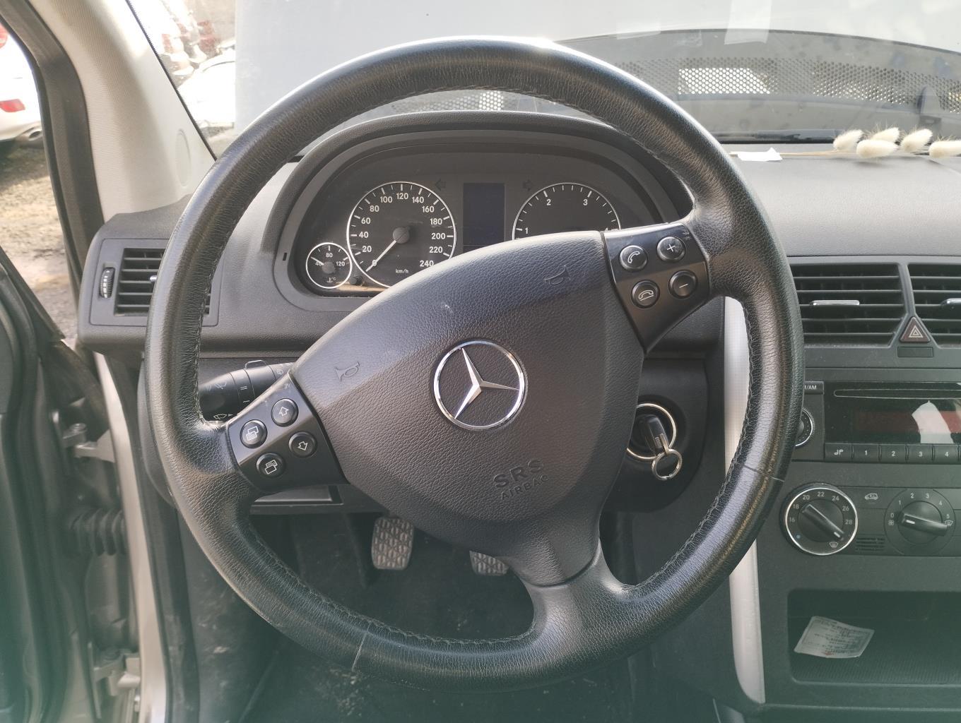 Volante MERCEDES CLASSE A 169 PHASE 1 Diésel - 1
