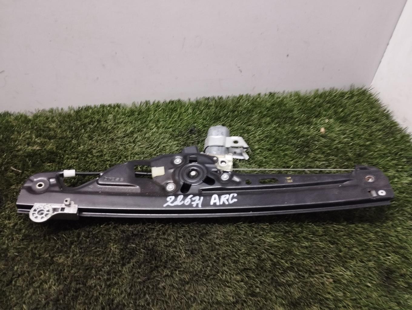 Alzacristalli elettrico posteriore sinistro BMW SERIE 5 E60 PHASE 2 Diésel - 1
