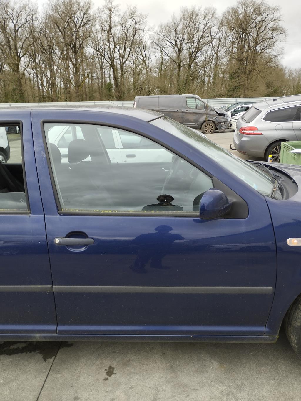 Maniglia portiera anteriore destra VOLKSWAGEN GOLF 4 Diésel - 1