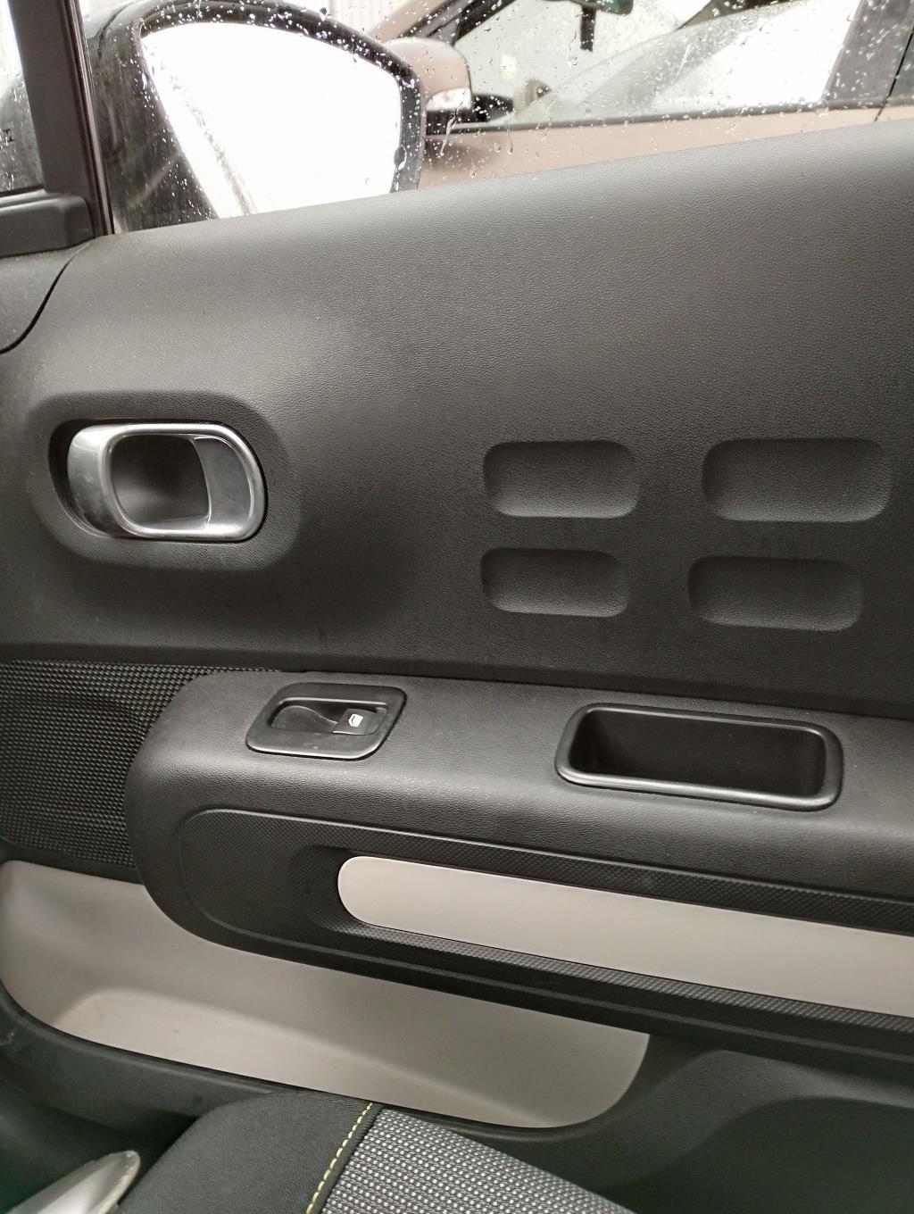 Maniglia interna anteriore destra CITROEN C3 3 PHASE 1 Gasolina - 1