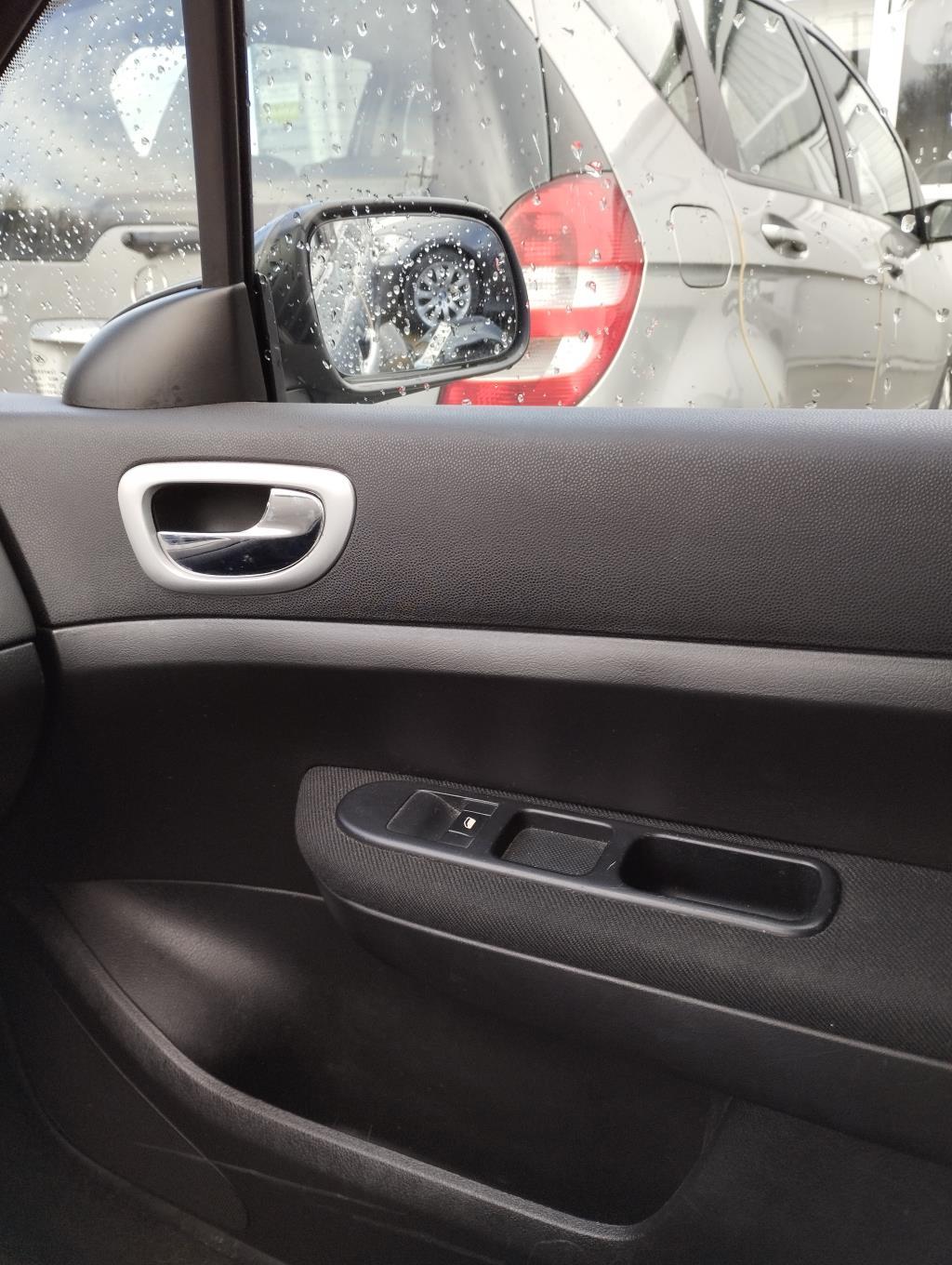 Maniglia interna anteriore destra PEUGEOT 307 PHASE 2 BREAK Diésel - 1