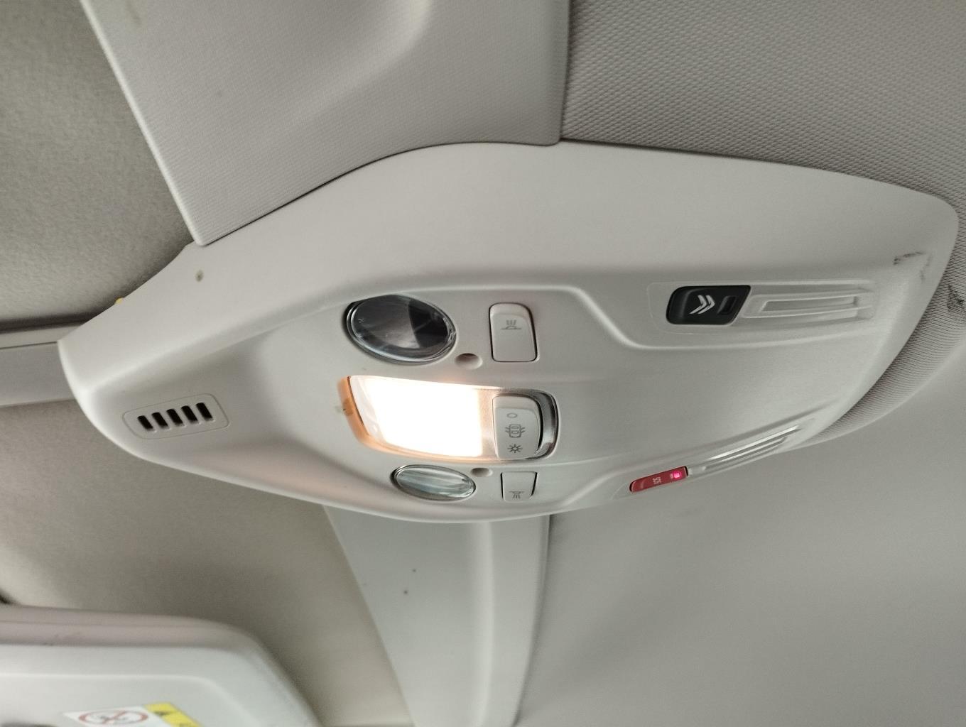 Eclairage de plafonnier CITROEN C4 GRAND SPACETOURER Essence - 1