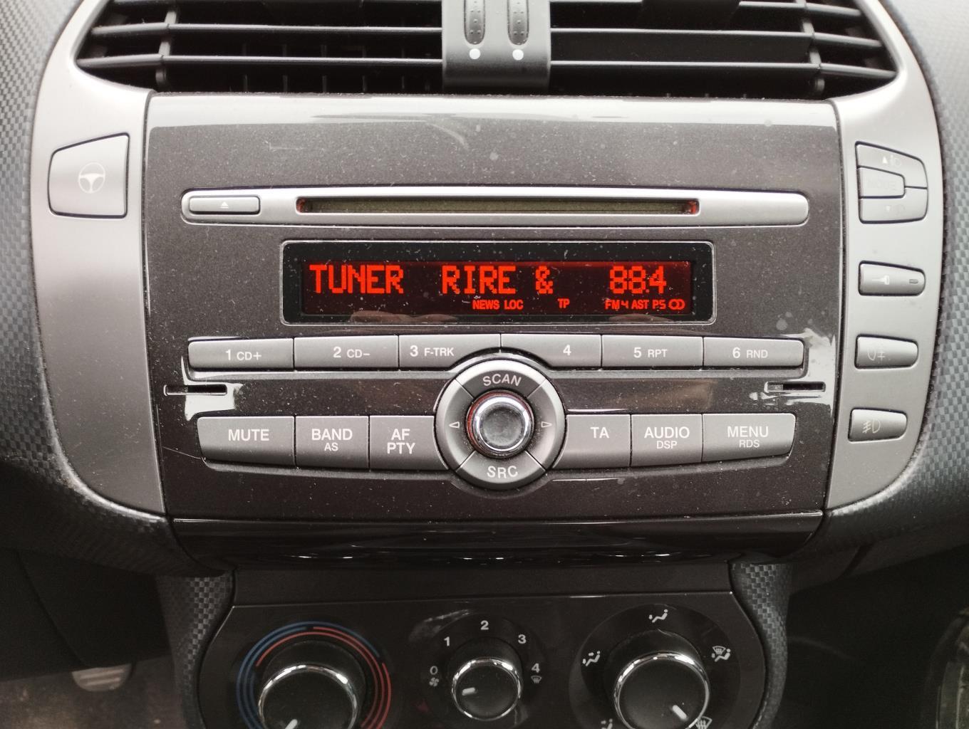 Autoradio originale FIAT BRAVO 2 Diésel - 1