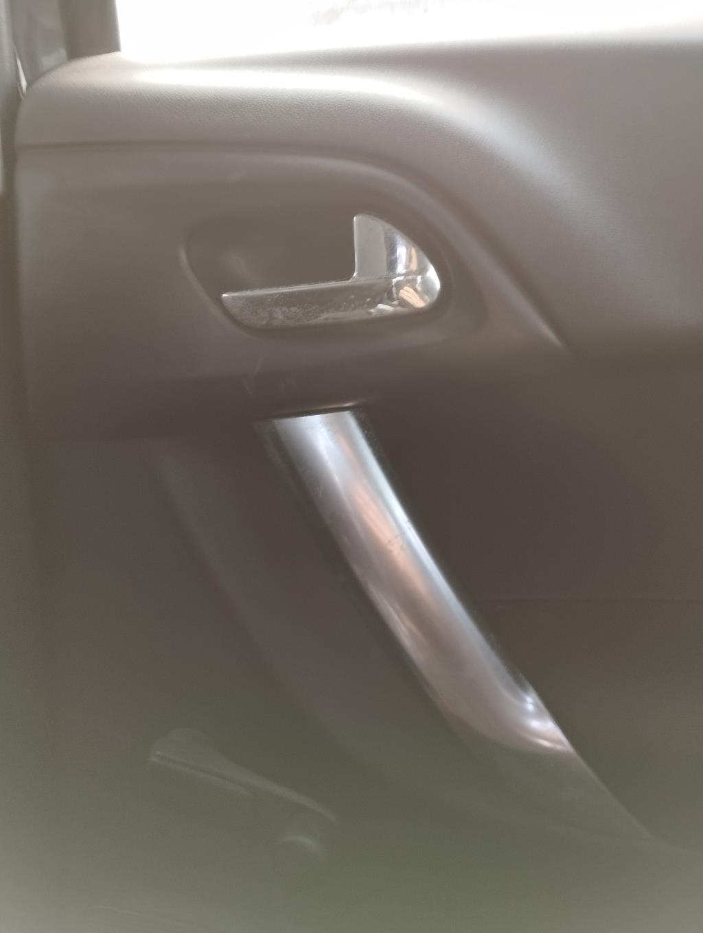 Maniglia interna posteriore destra CITROEN C3 2 PHASE 1 Diésel - 1