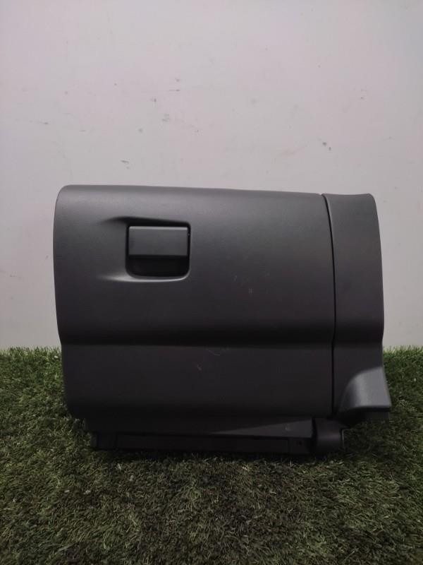 Boite a gants NISSAN JUKE 2 Essence - 1