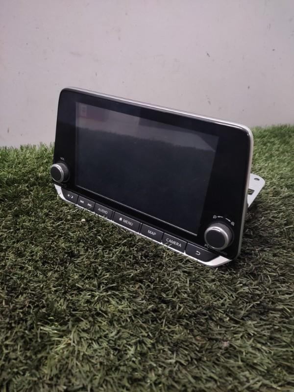 Ecran GPS NISSAN JUKE 2 Essence - 1