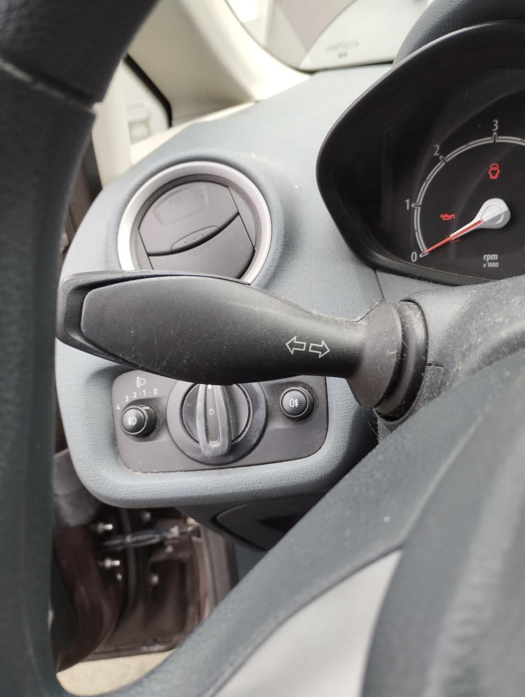 Commodo phare FORD FIESTA 6 PHASE 1 Diesel - 1