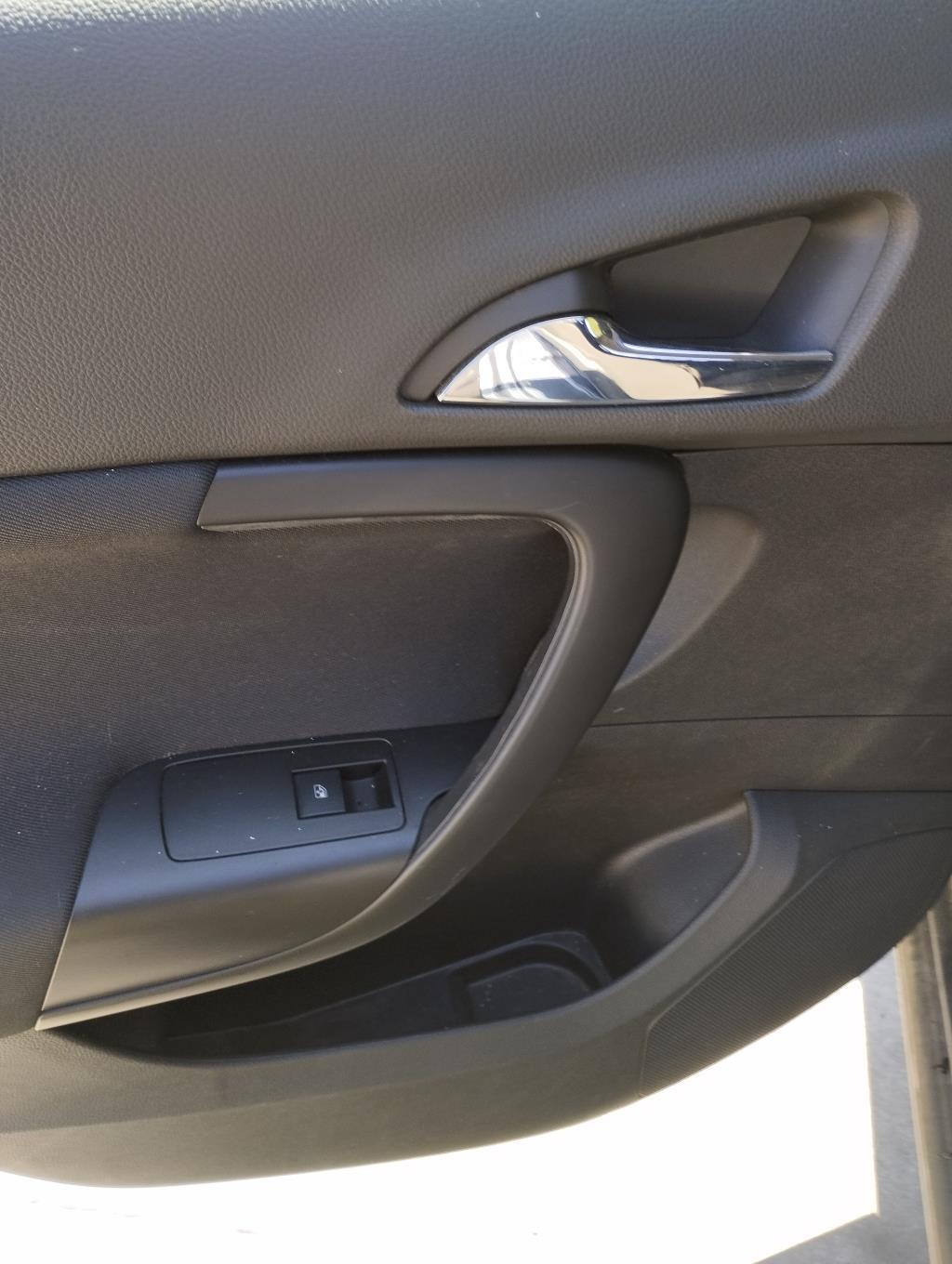 Maniglia interna posteriore sinistra OPEL INSIGNIA 1 PHASE 1 Diésel - 1