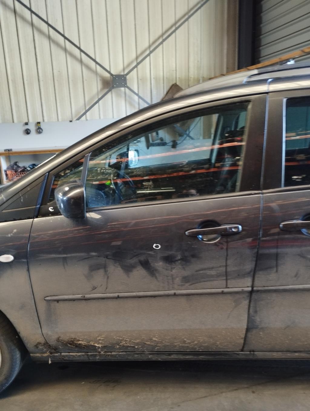 Serrure avant gauche MAZDA 5 1 PHASE 1 Diesel - 1