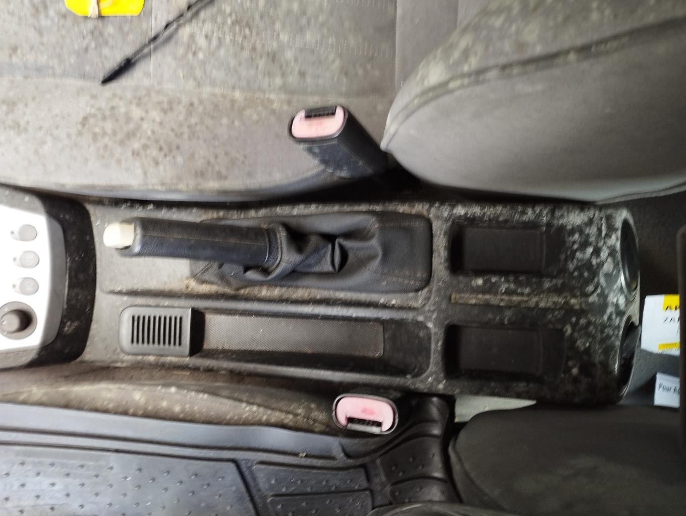 Aggancio cintura sicurezza anteriore sinistro ALFA ROMEO 156 PHASE 3 BREAK Diésel - 1