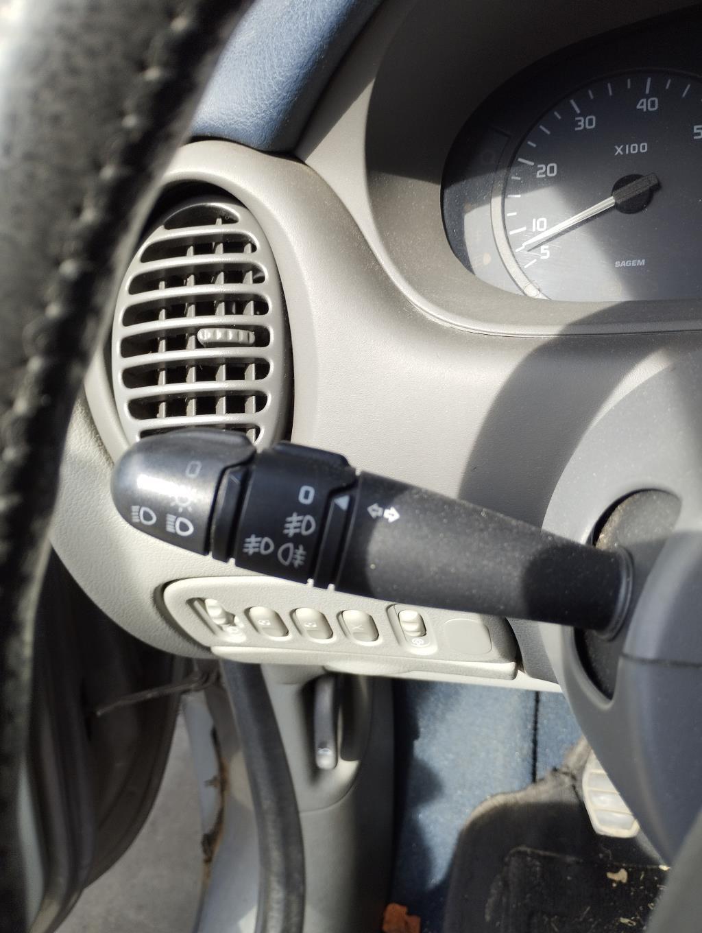 Commodo phare RENAULT SCENIC 1 PHASE 2 Essence - 1