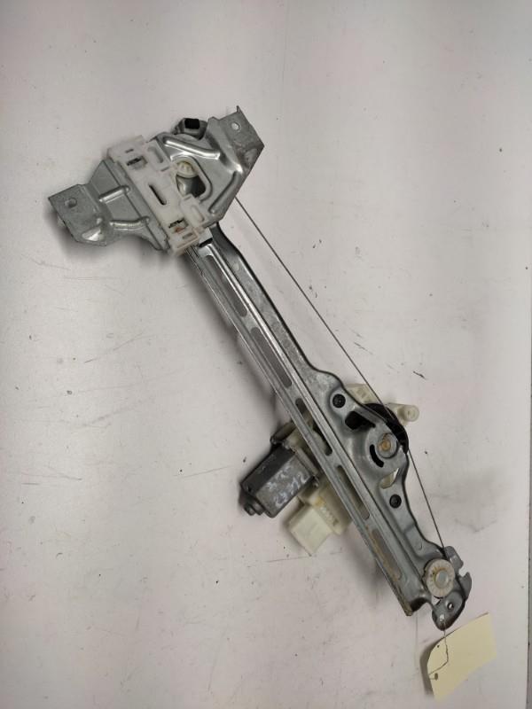 Alzacristalli elettrico posteriore destro PEUGEOT 308 2 SW PHASE 2 BREAK Gasolina - 1