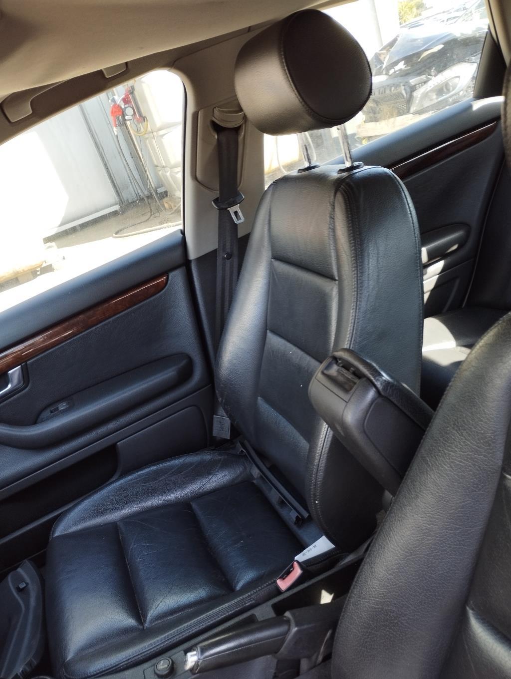 Siege avant droit AUDI A4 2 PHASE 1 Diesel - 1