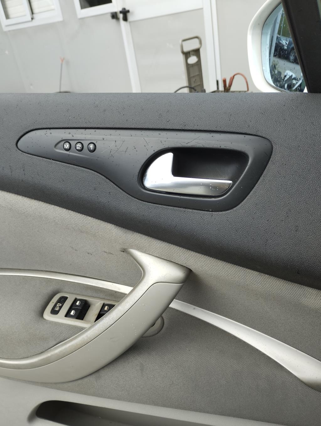 Maniglia interna anteriore sinistra CITROEN C5 2 Diésel - 1