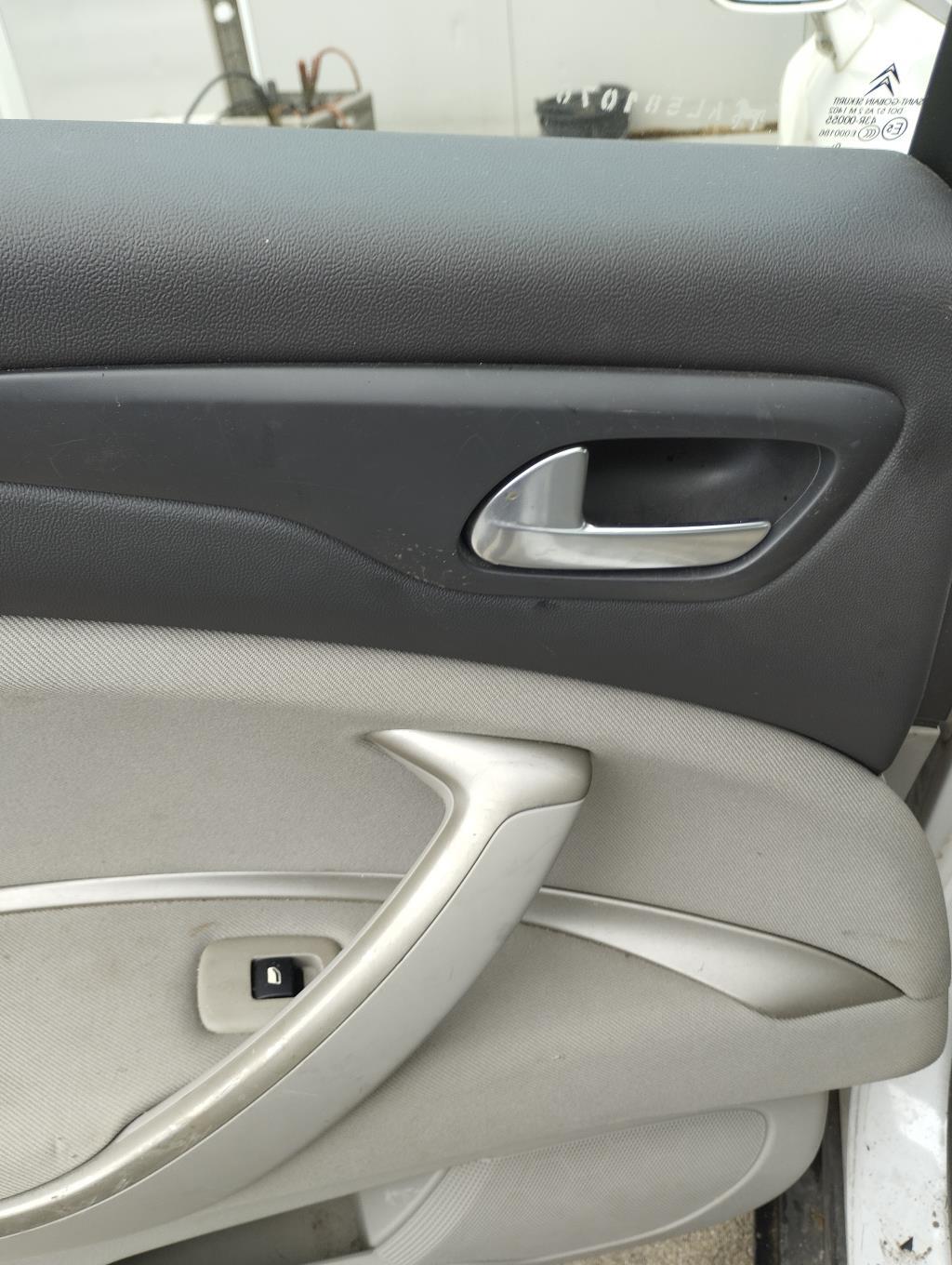 Maniglia interna posteriore sinistra CITROEN C5 2 Diésel - 1