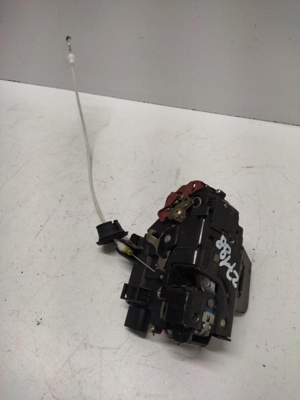 Serrure avant droit AUDI A4 2 AVANT PHASE 1 BREAK Diesel - 1