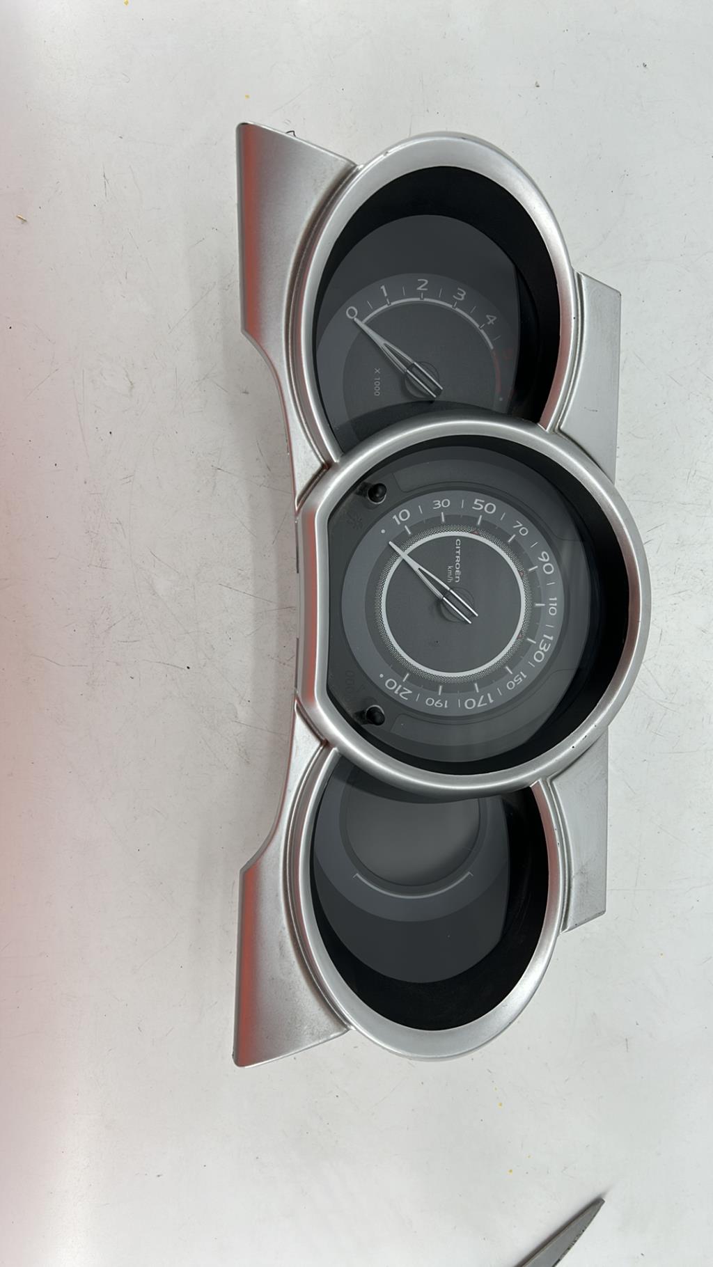 Compteur CITROEN C3 2 PHASE 1 Diesel - 1