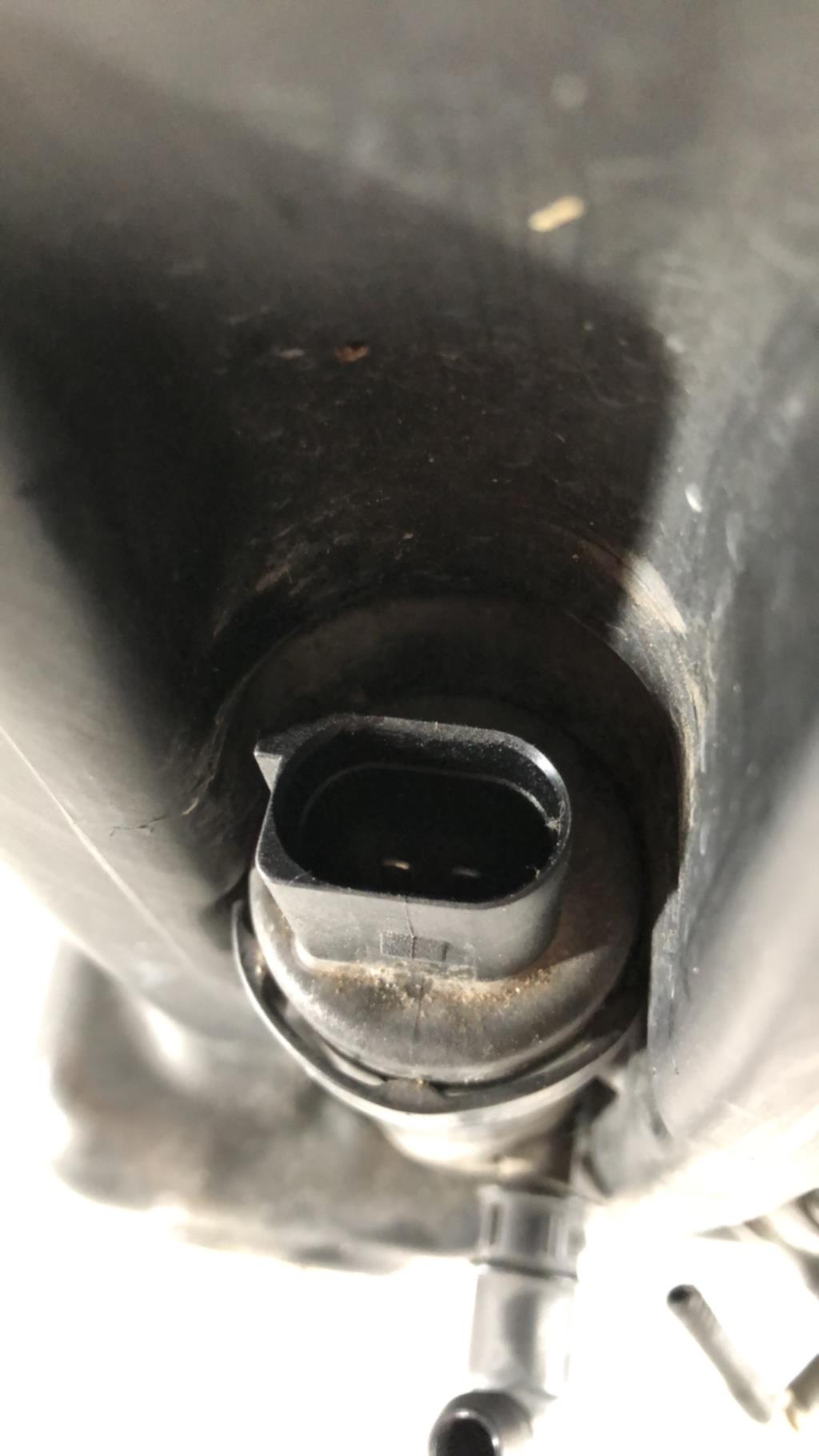 Vase de lave glace MERCEDES CLASSE B 246 PHASE 1 Diesel - 1