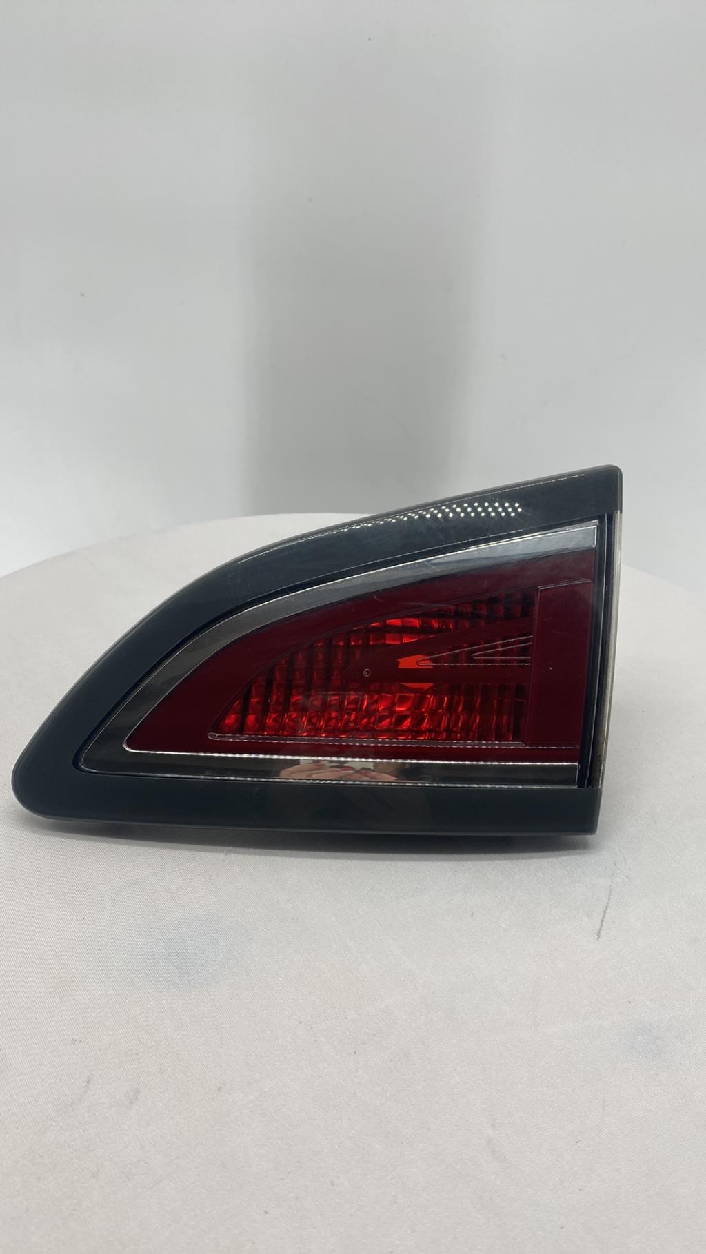 Feu arriere secondaire droit (feux) RENAULT SCENIC 3 PHASE 3 Diesel - 1
