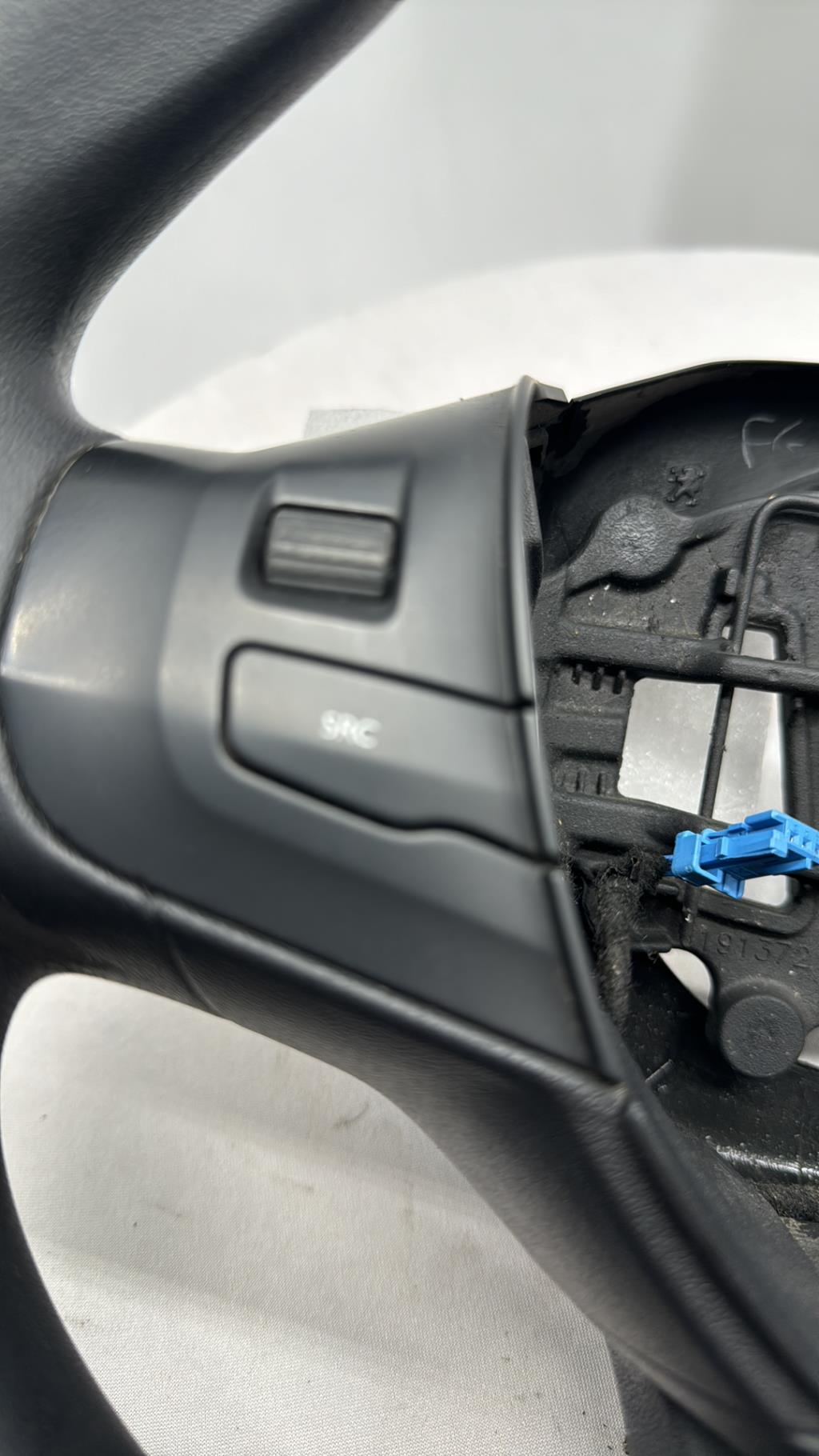 Volant PEUGEOT 208 1 PHASE 1 Diesel - 1