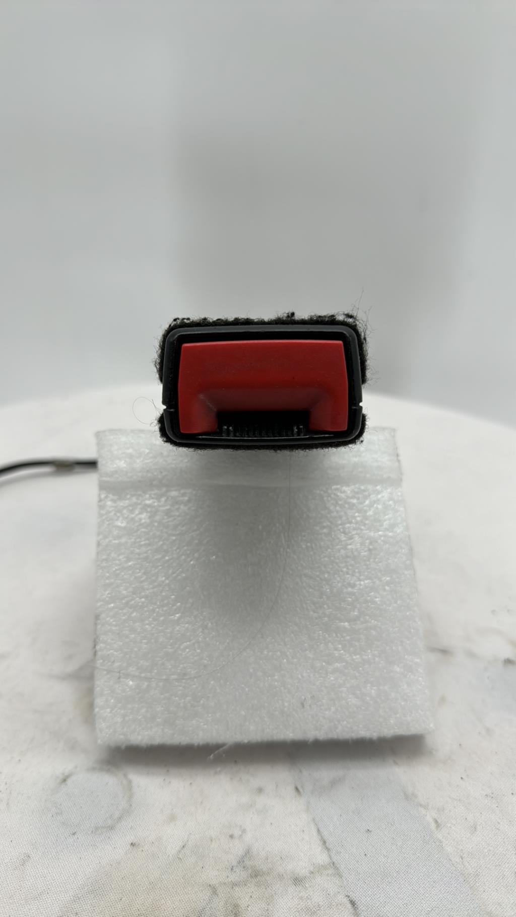 Attache ceinture avant gauche AUDI A1 1 PHASE 1 Diesel - 1