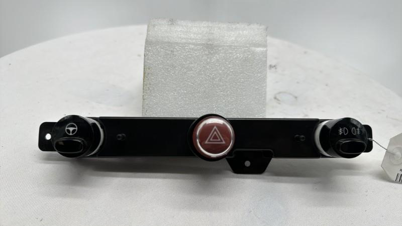 Bouton de warning FIAT 500 2 PHASE 1  - 1