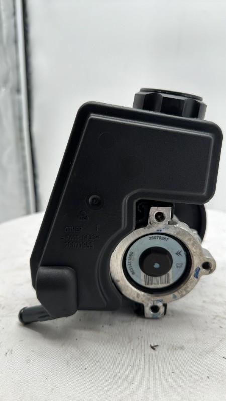 Pompe de direction PEUGEOT 206 PHASE 1 Diesel - 1