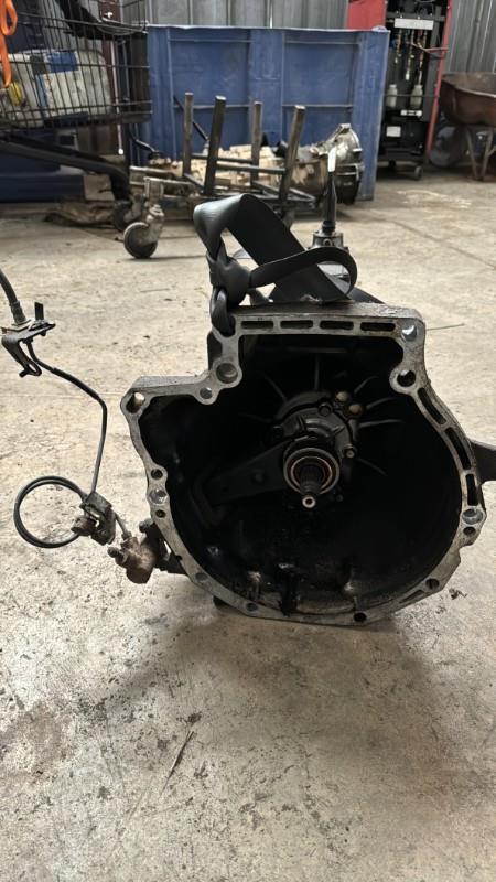 Boite de vitesses MAZDA MX5 2 PHASE 1 CABRIOLET Essence - 1