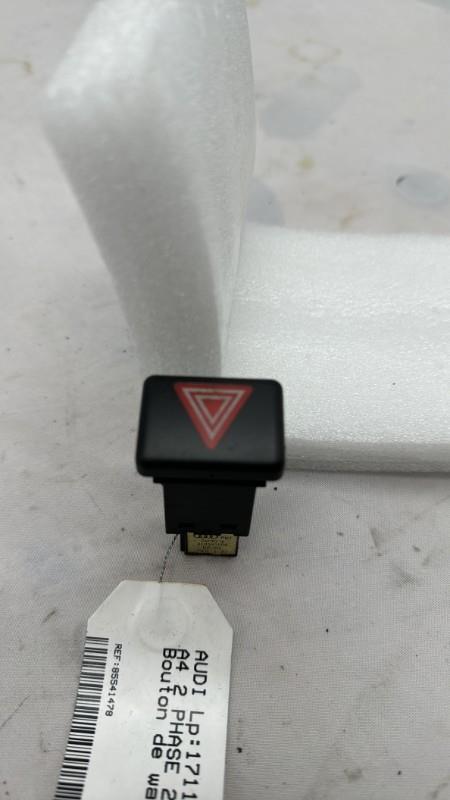 Bouton de warning AUDI A4 2 PHASE 2  - 1