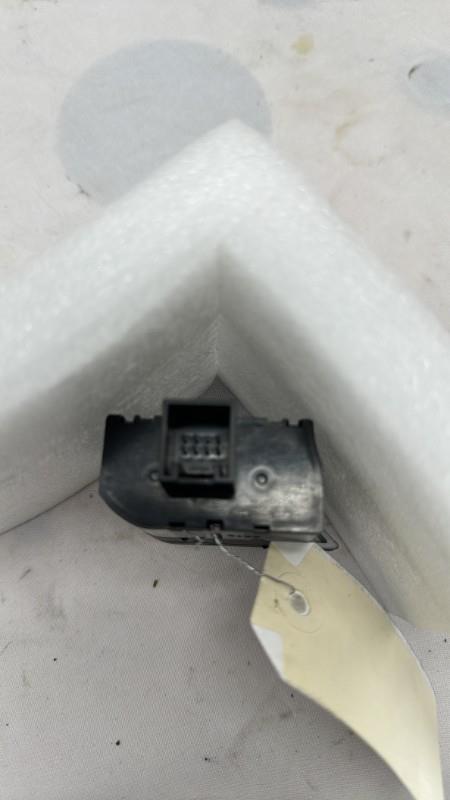 Commande de reglage hauteur de phare AUDI A4 2 PHASE 2  - 1