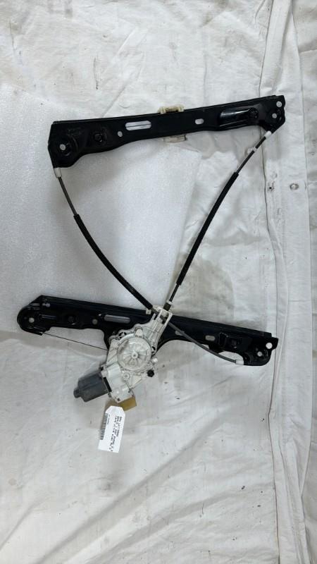 Leve vitre electrique avant gauche BMW SERIE 1 E87 PHASE 2 Diesel - 1