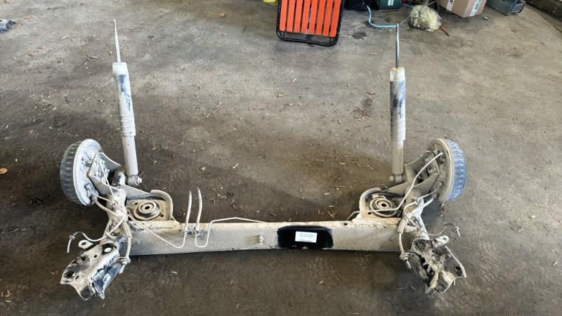 Train arriere complet RENAULT ZOE 1  - 1