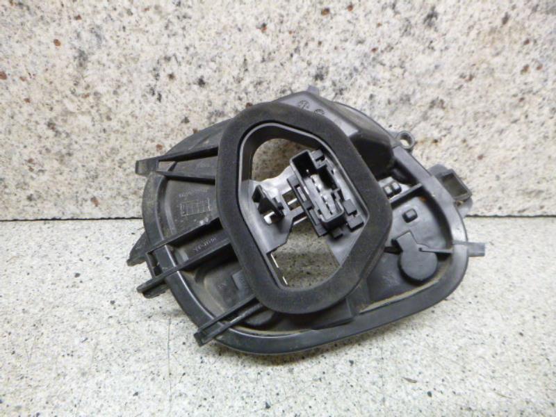 Base portalampade fanale posteriore destro PEUGEOT 208 1 PHASE 2 Diésel - 1