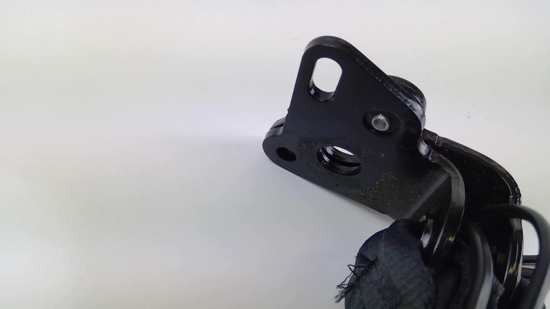 Attache ceinture arriere gauche pour RENAULT ZOE 1 Attache ceinture arriere gauche pour RENAULT ZOE 1