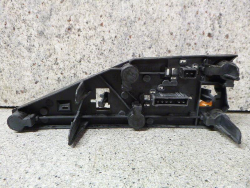 Base portalampade fanale posteriore sinistro PEUGEOT 406 COUPE Diésel - 1
