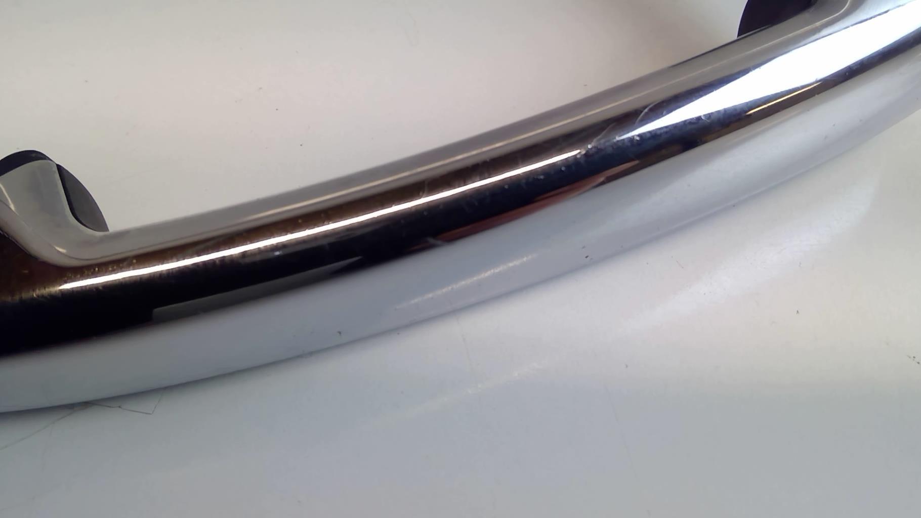 Poignee porte avant gauche pour CITROEN DS3 PHASE 1 Poignee porte avant gauche pour CITROEN DS3 PHASE 1