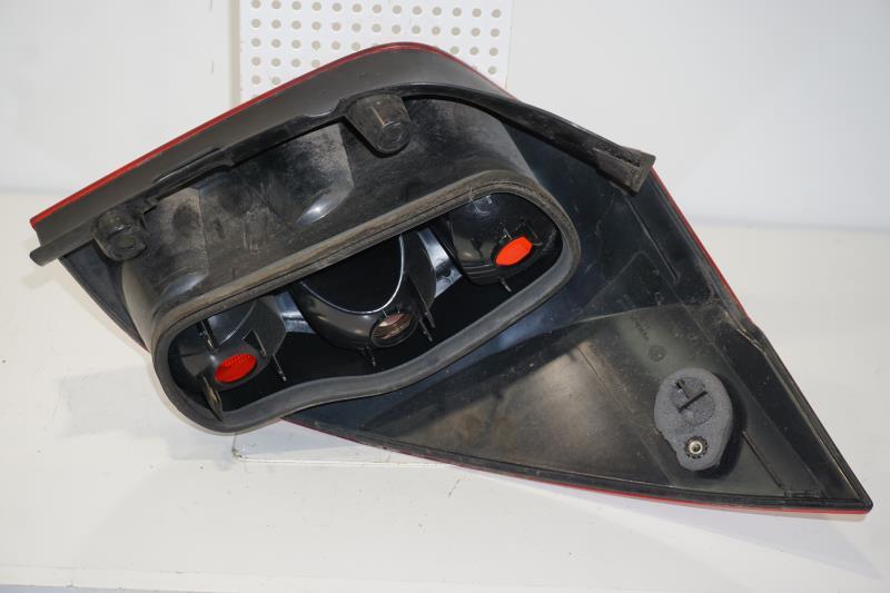 Fanale posteriore principale sinistro (luci) RENAULT LAGUNA 2 PHASE 1 BREAK Diésel - 1