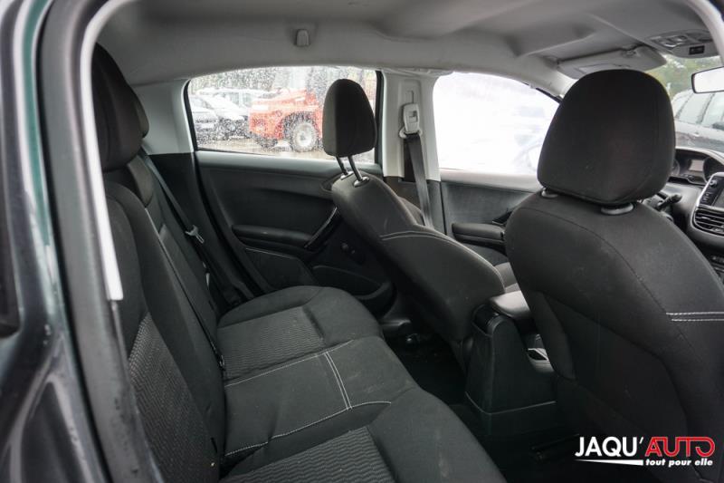 Platine feu arriere gauche pour PEUGEOT 208 1 PHASE 2 Platine feu arriere gauche pour PEUGEOT 208 1 PHASE 2