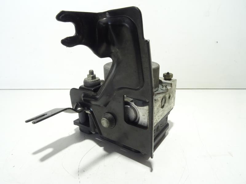 Bloc ABS D'occasion Pour Renault Clio 3 Phase 1 - 1.2i 16V Essence, 2007, Garantie 3 Mois