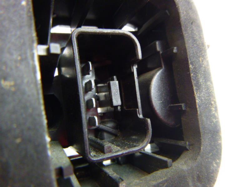 Base portalampade fanale posteriore destro VOLKSWAGEN GOLF 5 Diésel - 1