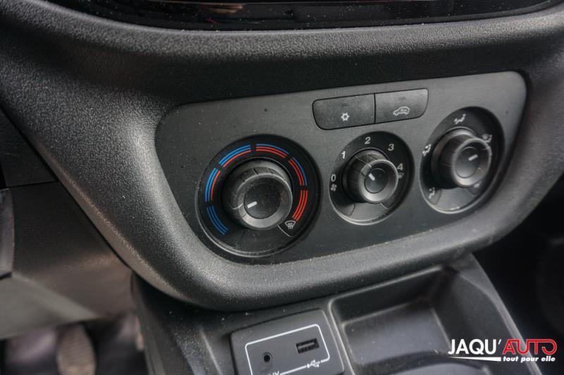 Pare soleil gauche pour FIAT DOBLO 2 PHASE 2 Pare soleil gauche pour FIAT DOBLO 2 PHASE 2